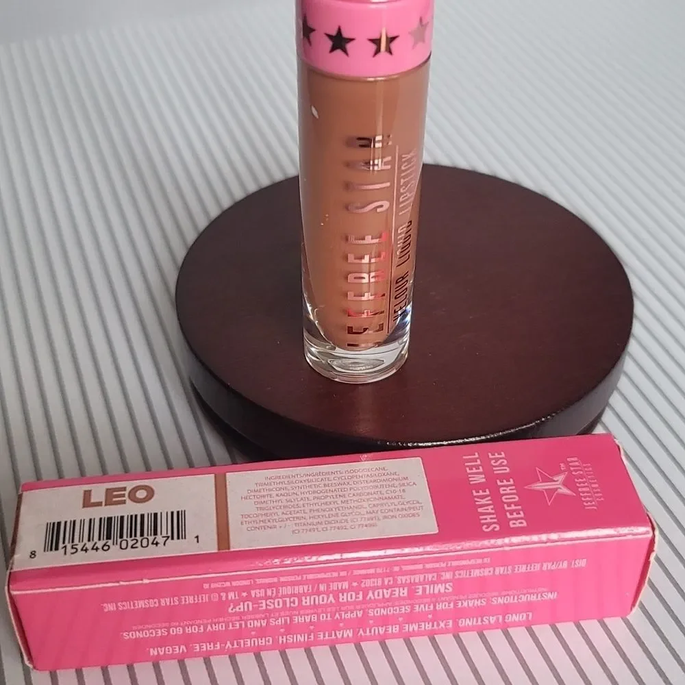 Jeffree Star VLL - Leo